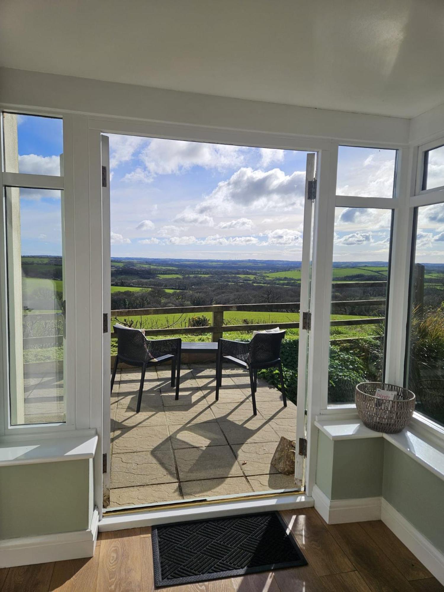 Meadow View Villa Haverfordwest Eksteriør bilde